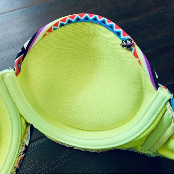 Women's Cute Aztec Tribal Boho Underwire Bandeau Bikini Swim Top | Size: XS-S - Picture 7 of 7